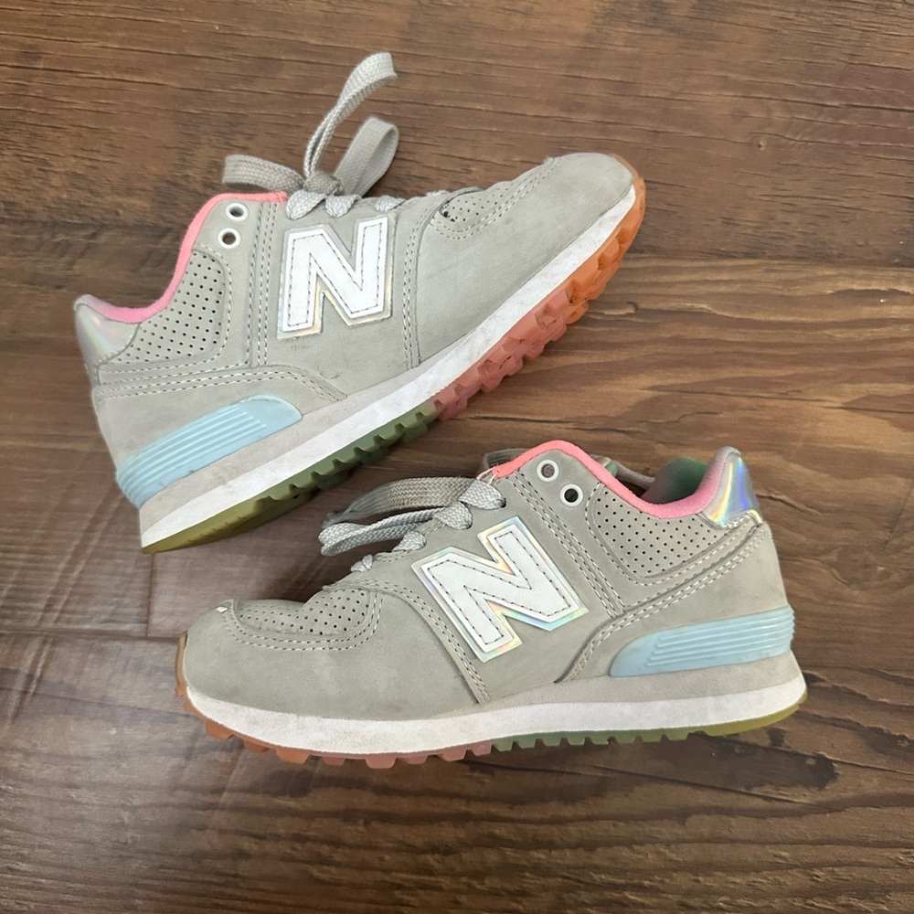 New Balance Little Girl Sneakers